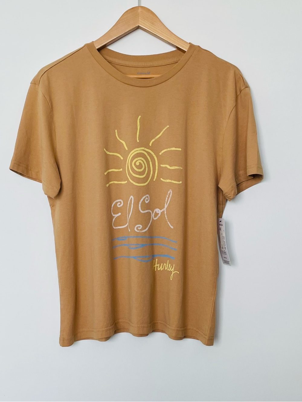 Hurley Short-Sleeve Crewneck Tee in Camel